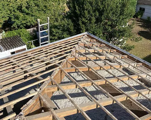 Réalisation 10, couvreur en Suisse romande