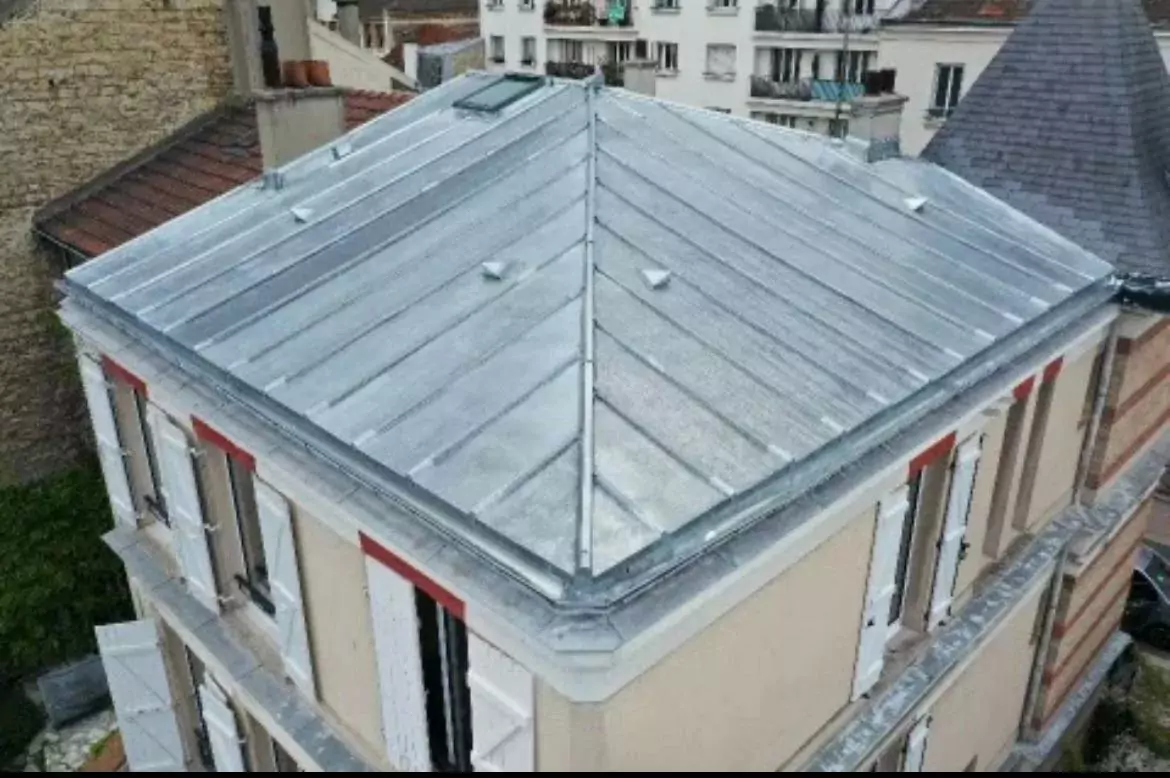 Réalisation 18, couvreur en Suisse romande