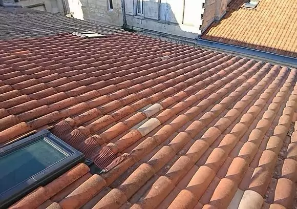 Réalisation 33, couvreur en Suisse romande